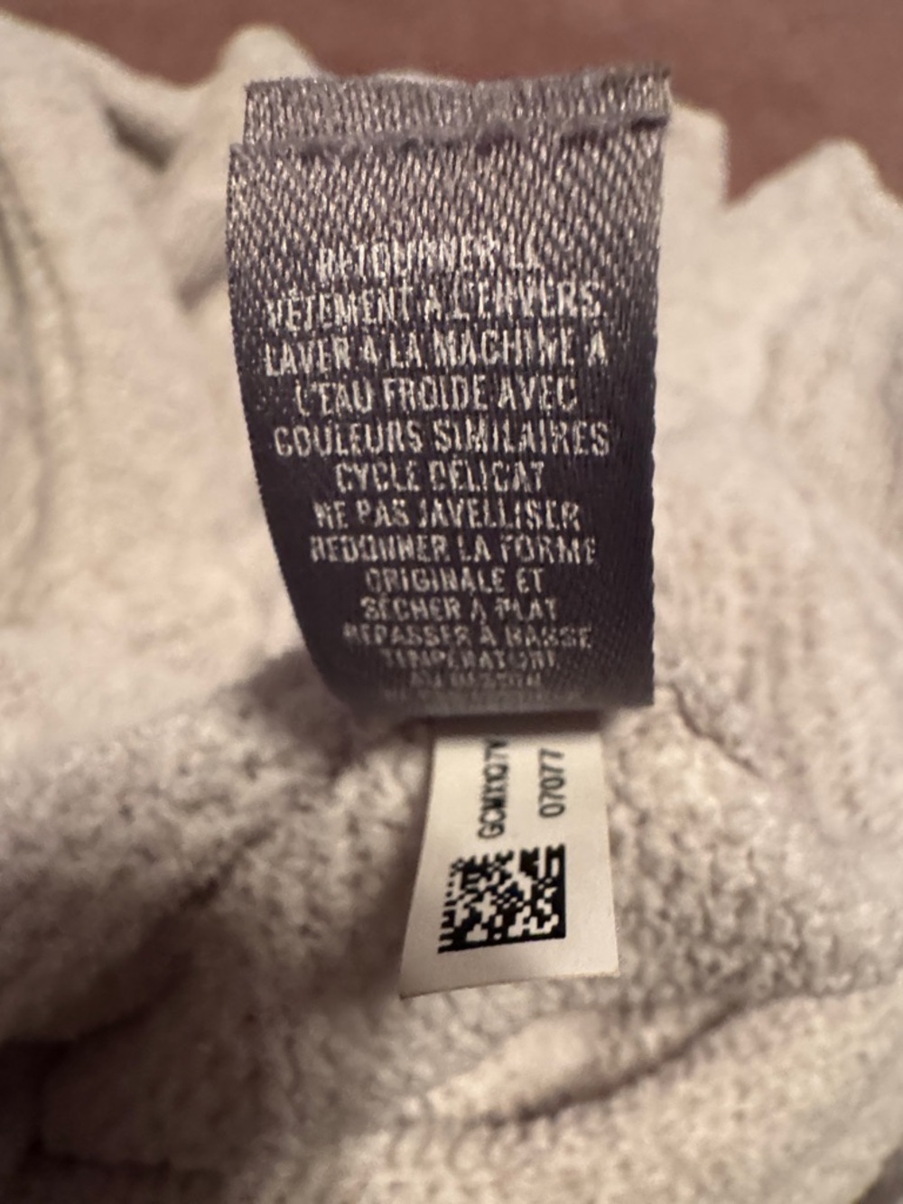 Aerie Light Gray Hooded V-Neck Knit Oversized Pullover size small. - Picture 12 of 12